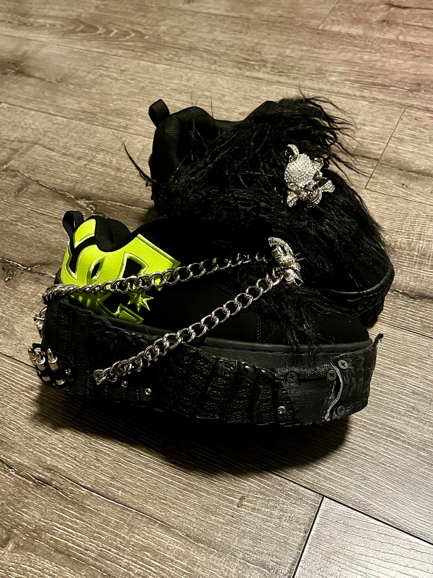 SLIME GREEN STOMPERS